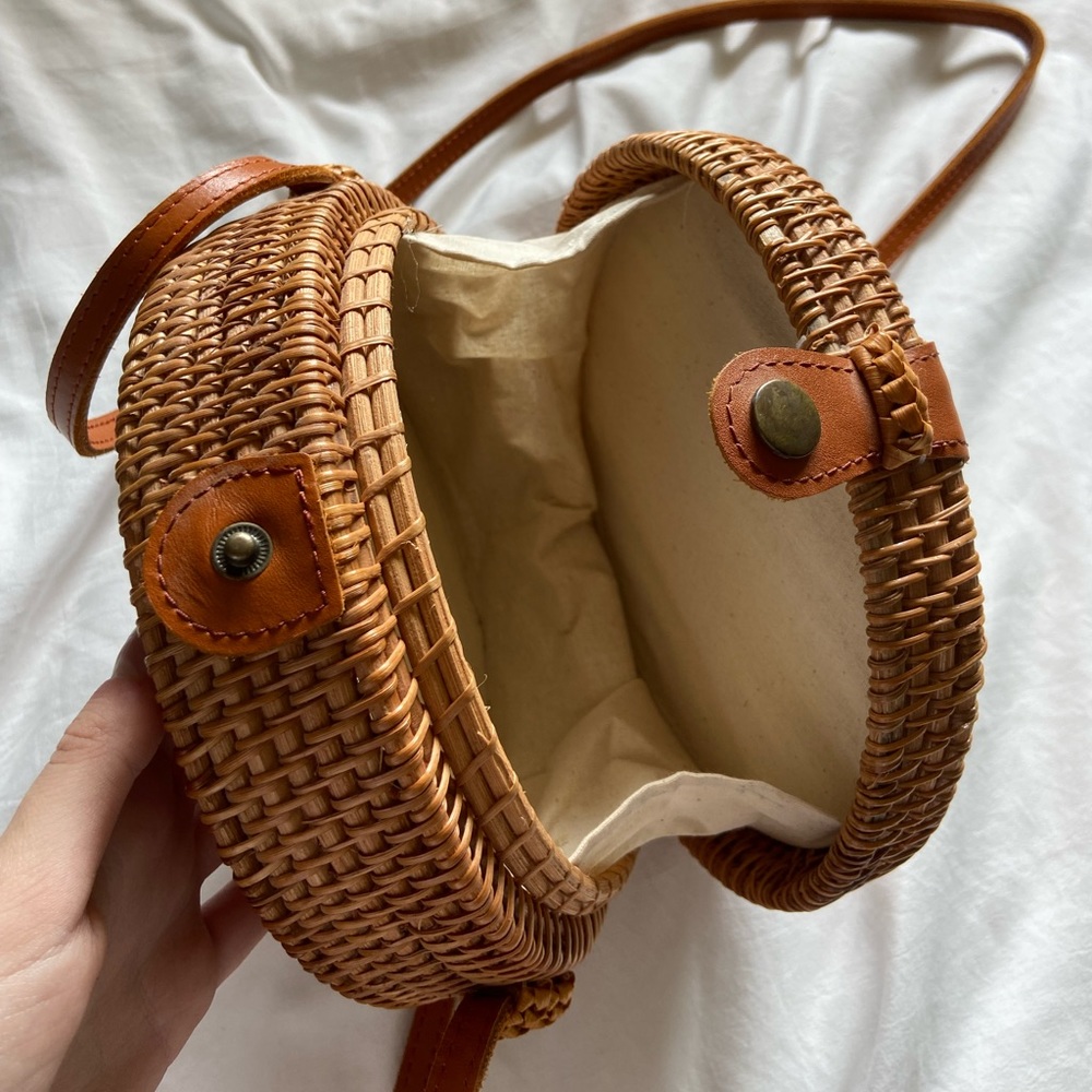 Handwoven Bag - Picture 4 of 6